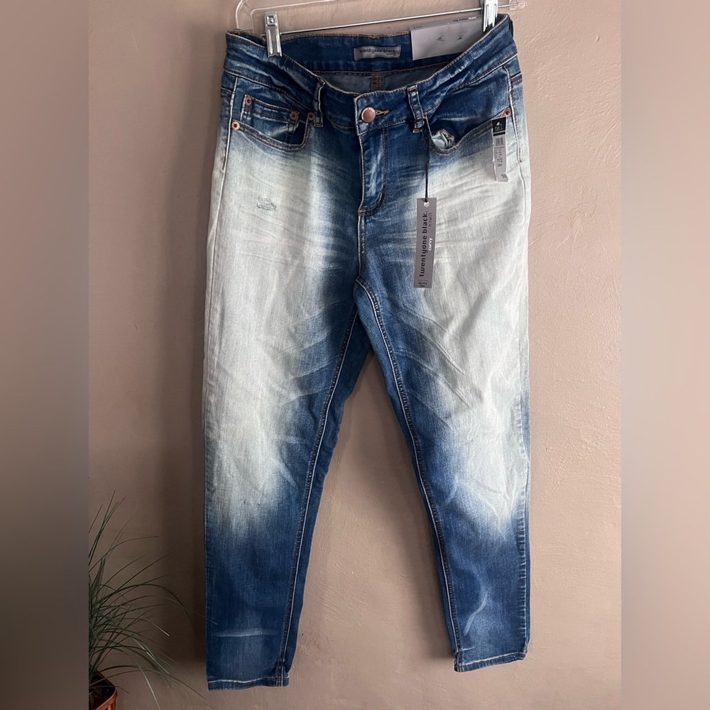 Rue21 Blue and White Skinny Jeans